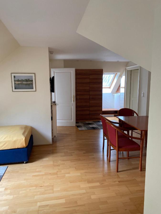Fonix Hotel Balatonfoldvar Bagian luar foto