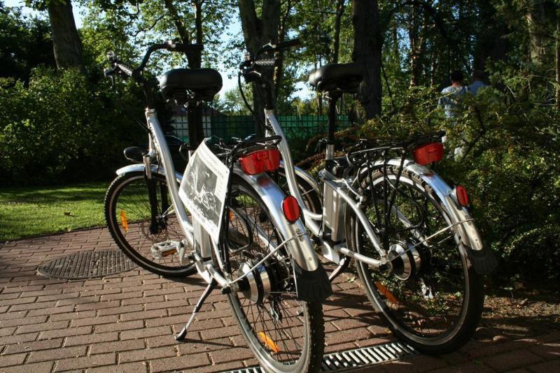 Fonix Hotel Balatonfoldvar Bagian luar foto