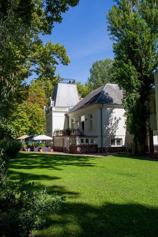 Fonix Hotel Balatonfoldvar Bagian luar foto