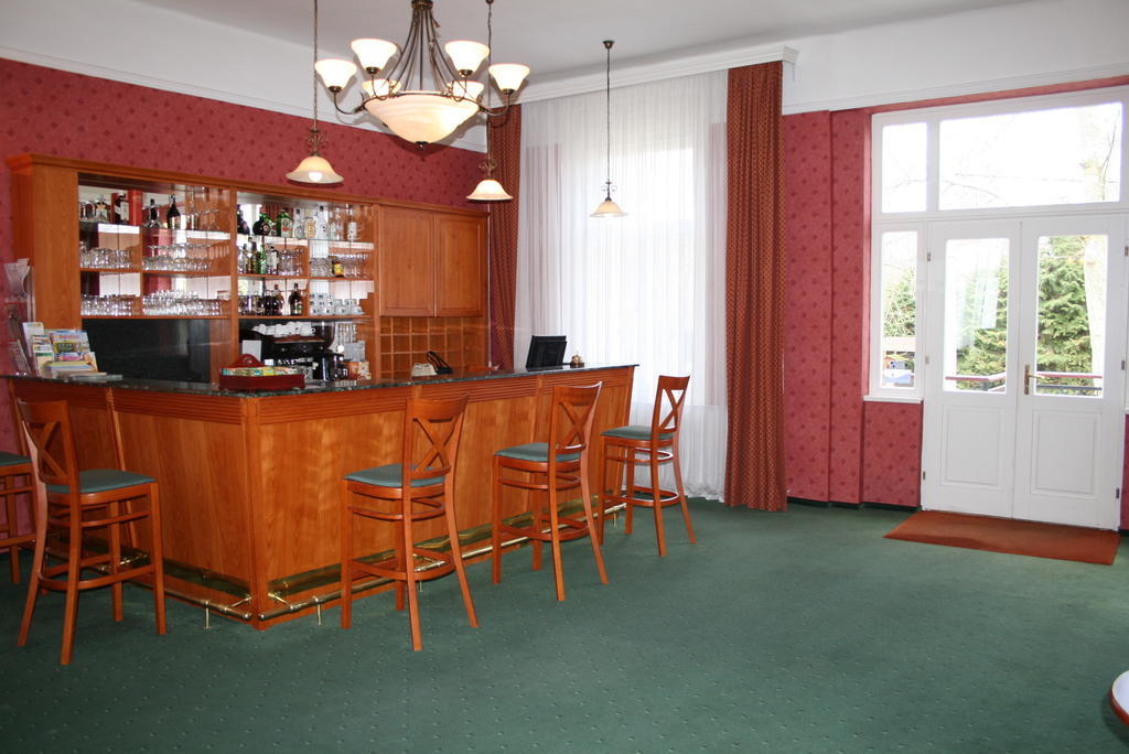 Fonix Hotel Balatonfoldvar Bagian luar foto